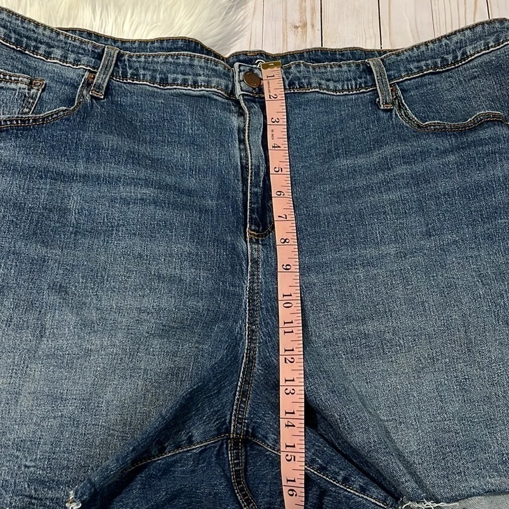 Universal Thread Shorts Size 26 W.   NWOT - Picture 8 of 10
